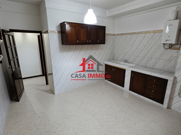 Niveau de villa – Chéraga, Alger <span class="casa-ref-carte">(CASA-169)</span>