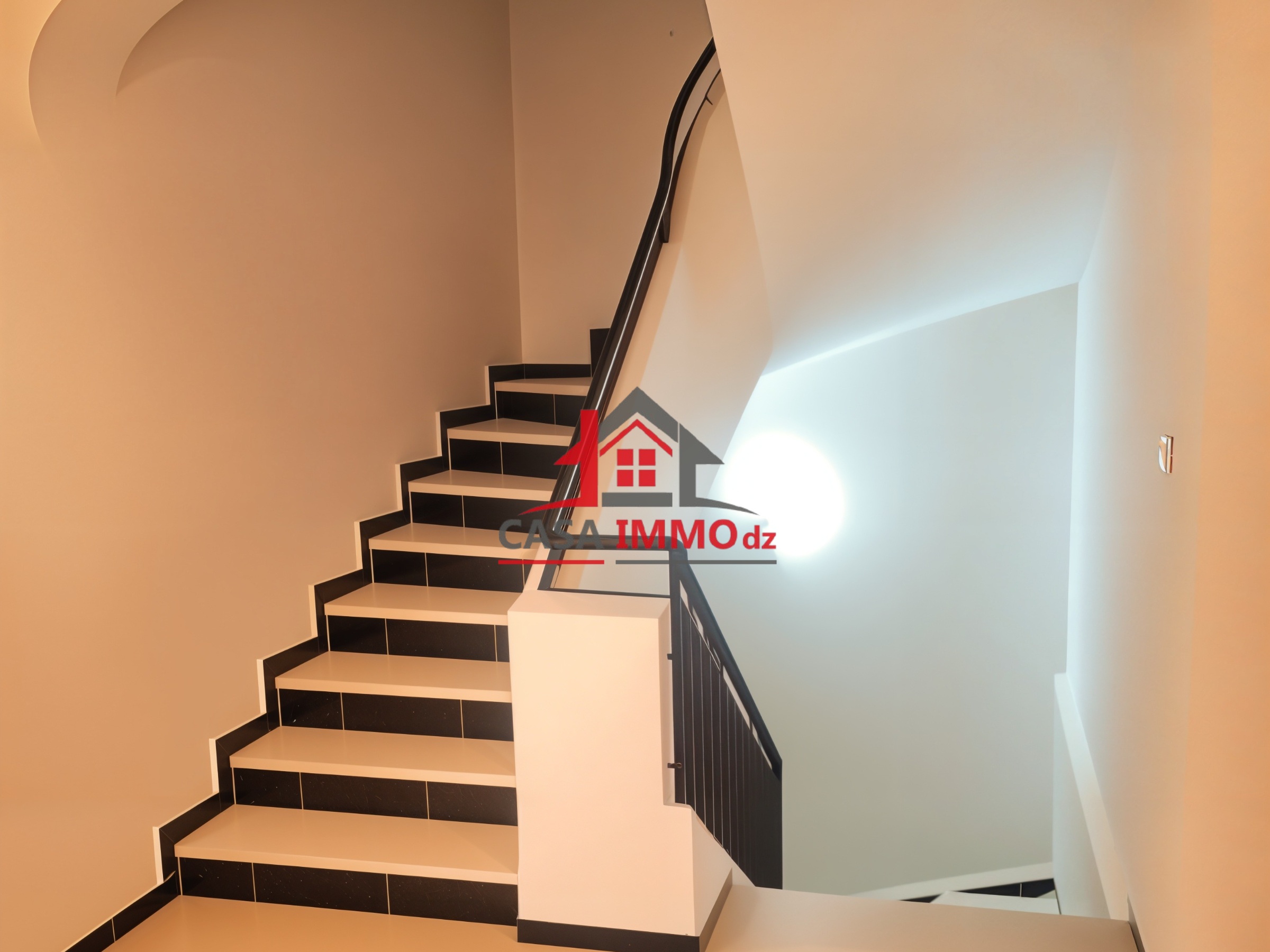 1789554241_de98114d Villa – Chéraga, Alger