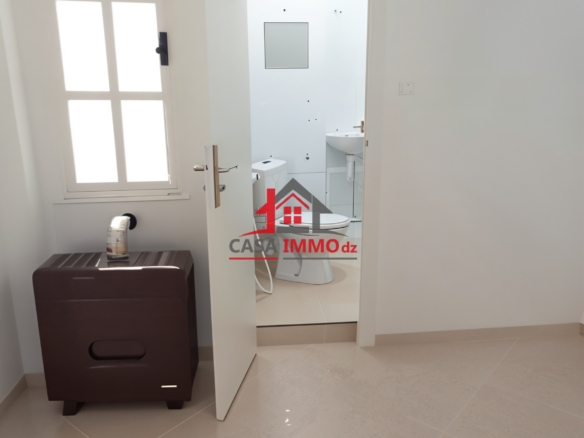 Niveau de villa – Dely Ibrahim, Alger <span class="casa-ref-carte">(CASA-182)</span>